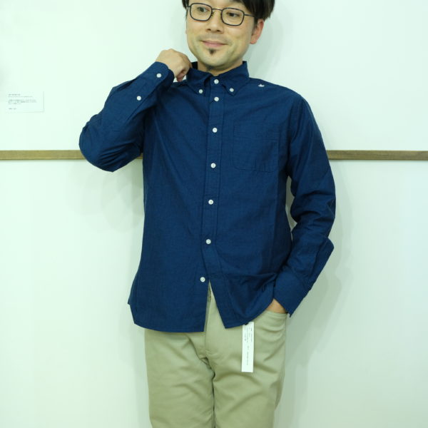 sweep!! 　インディゴダンガリーのシャツ