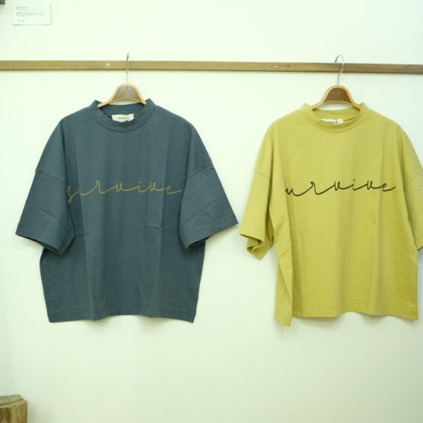 tumugu　ラフィ天竺のプリントTシャツ
